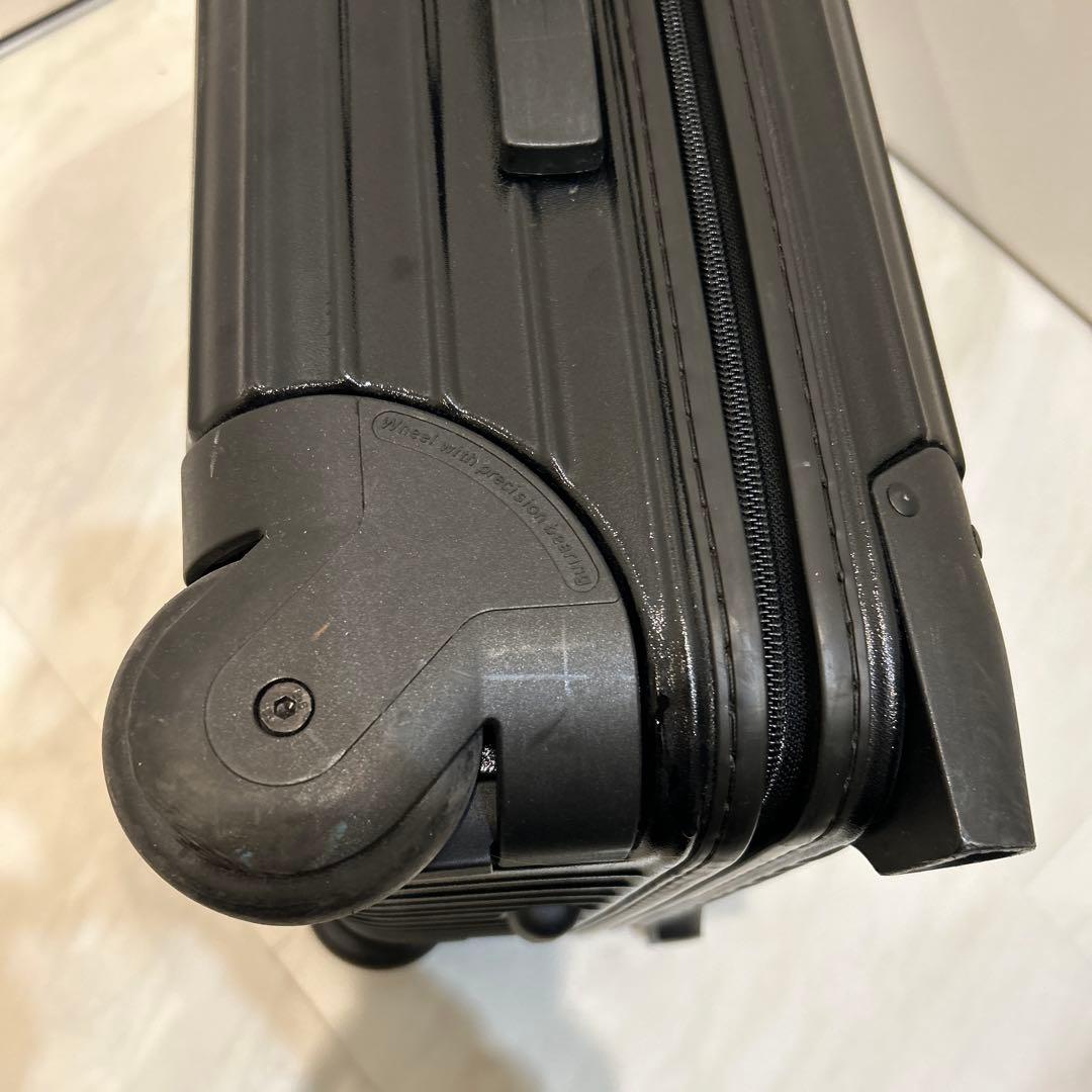 最終値下げ リモワ サルサ 35L 2輪 キャリーケース 機内持ち込み