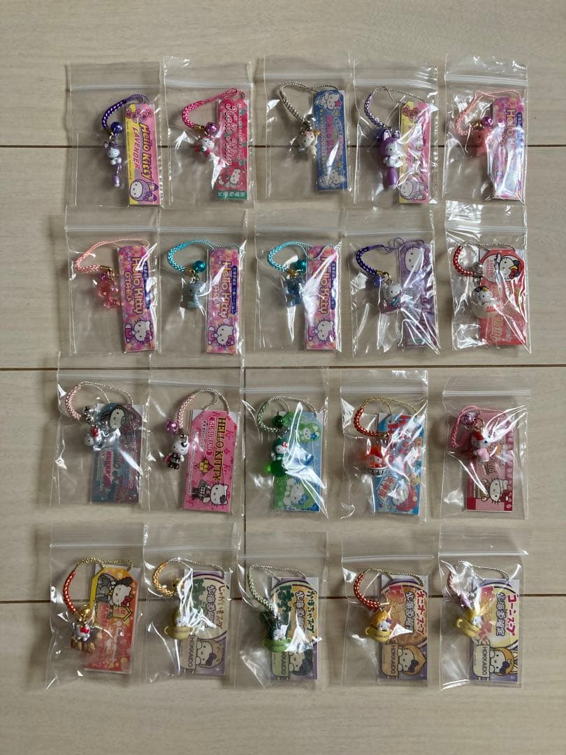 ご当地キティ 根付 まとめ売り①