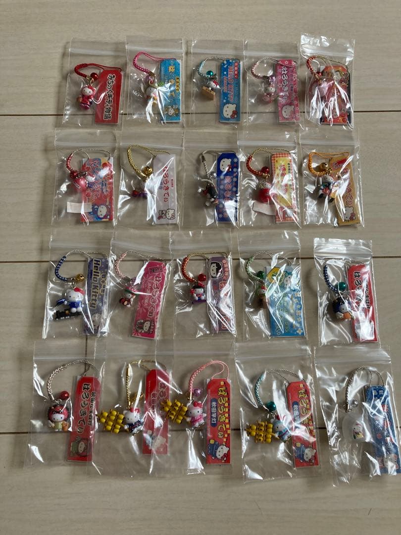 ご当地キティ 根付 まとめ売り①