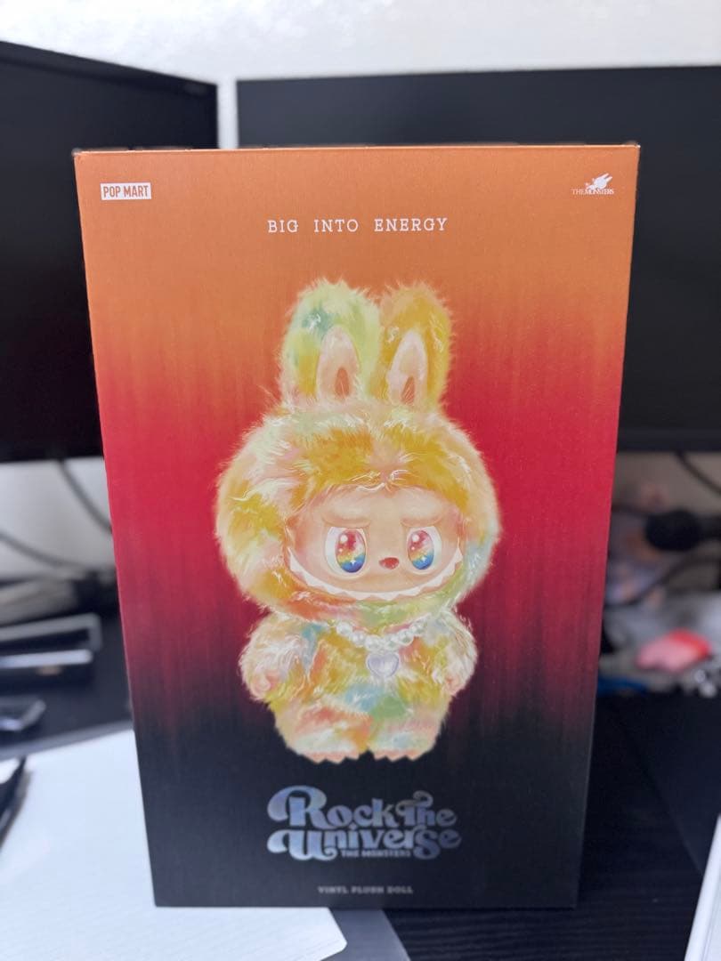 ラブブ big into energy ぬいぐるみ
