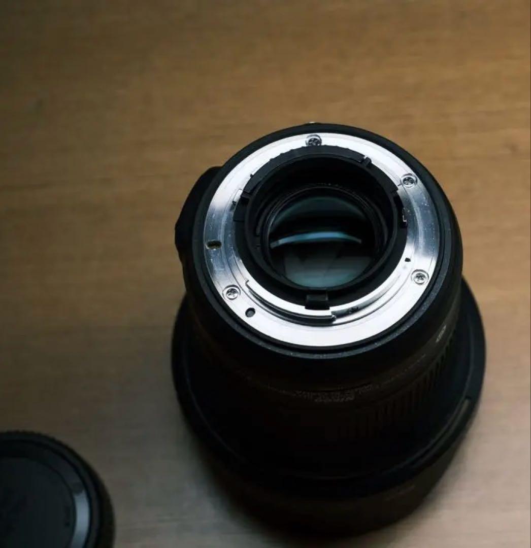 Nikon ニコン 20mm f1.8 単焦点レンズ