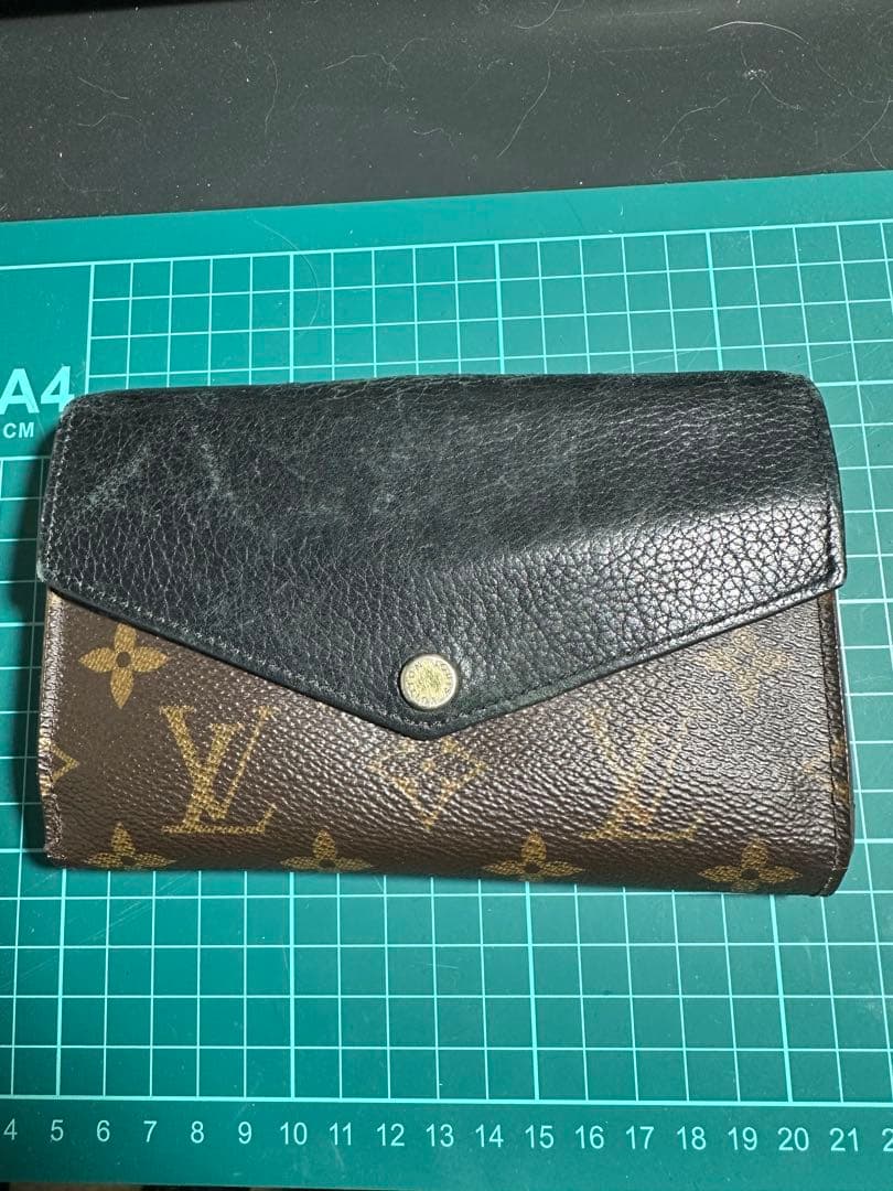 Louis Vuitton 二つ折り財布 ブラウン/ブラック値下げ交渉OK⁉️