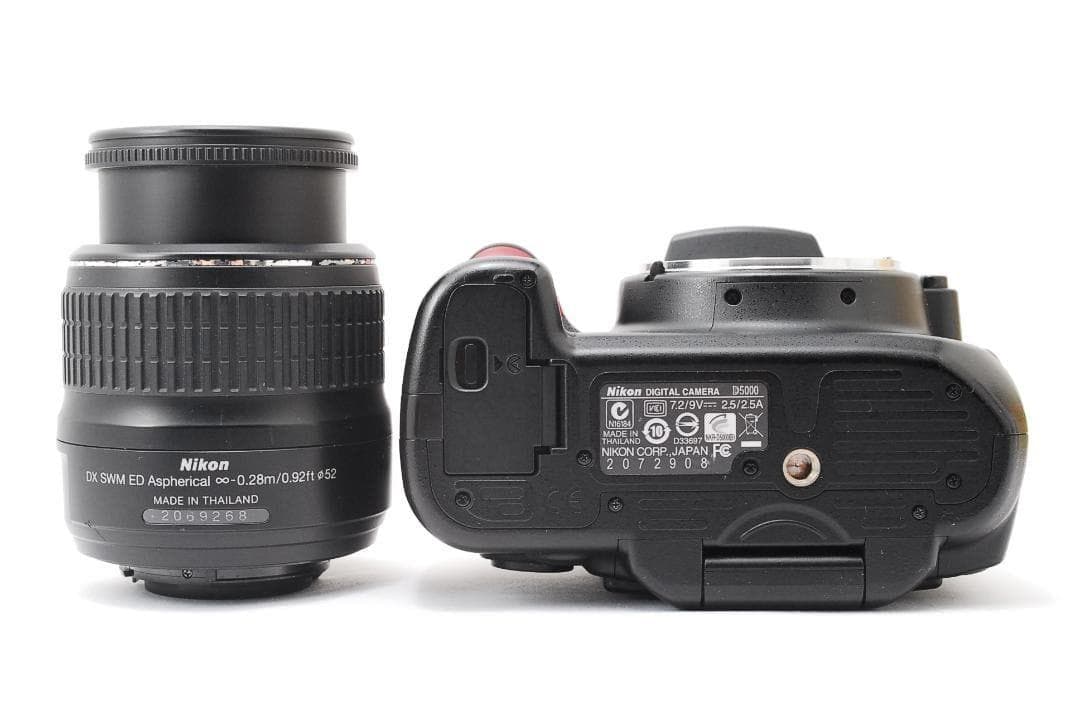 Nikon D5000 レンズセット　初心者おすすめ　スマホ転送★一眼レフ