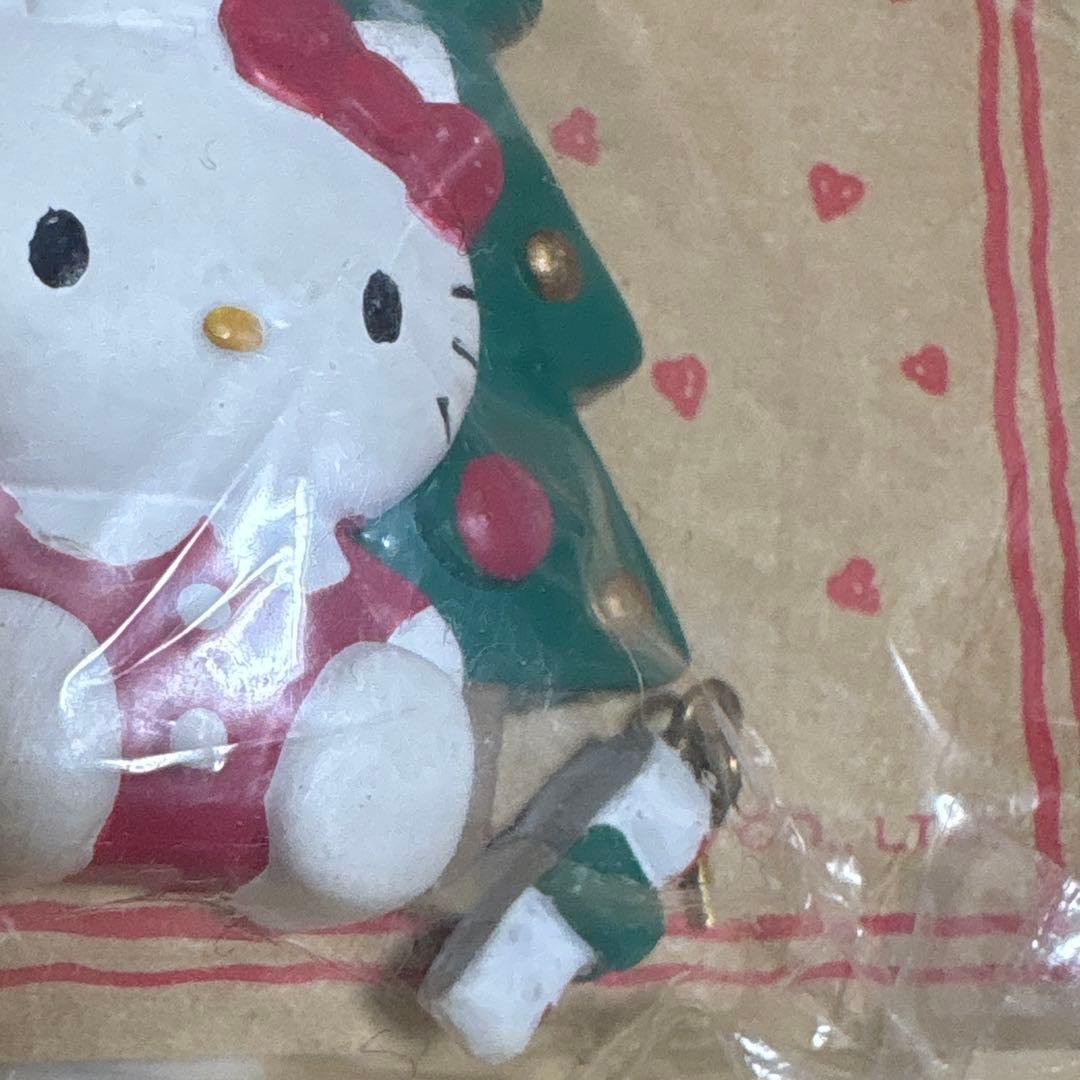 ハローキティ　キティ　クリスマス　バッジ　希少品　サンリオ