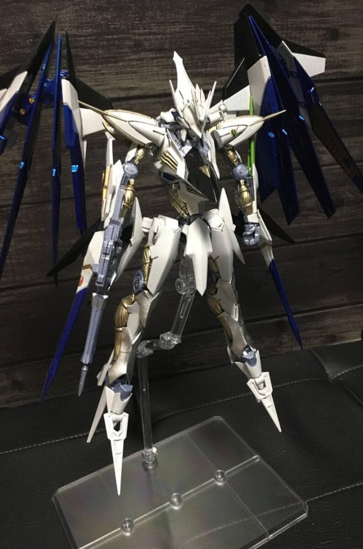 クロスアンジュ MODEROID ヴィルキス　全塗装完成品　プラモデル