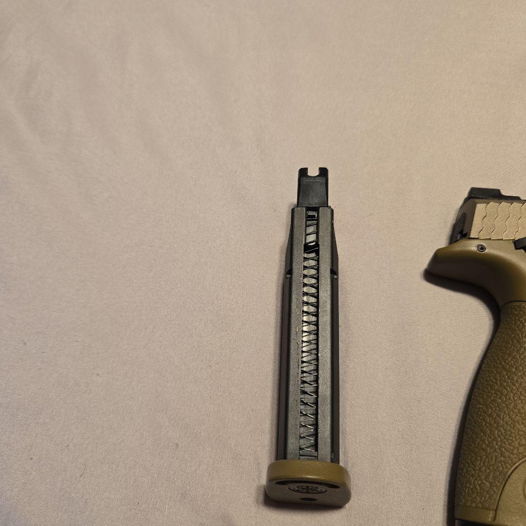 オリーブドラブ ガスガン セミオート