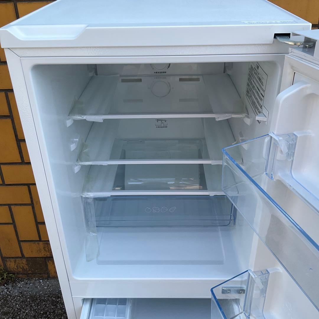 Hisense 冷凍冷蔵庫　HR-D13E2W 2023年製135L【引取限定】