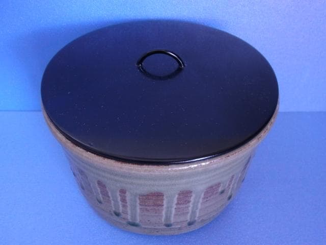 益子焼　中村文昌　緑灰釉水指　緑釉　共蓋　漆塗蓋　茶道具　共箱　落款　掛け流し