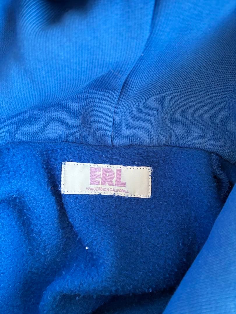 ERL カリフォルニア ロゴ パーカー S 青