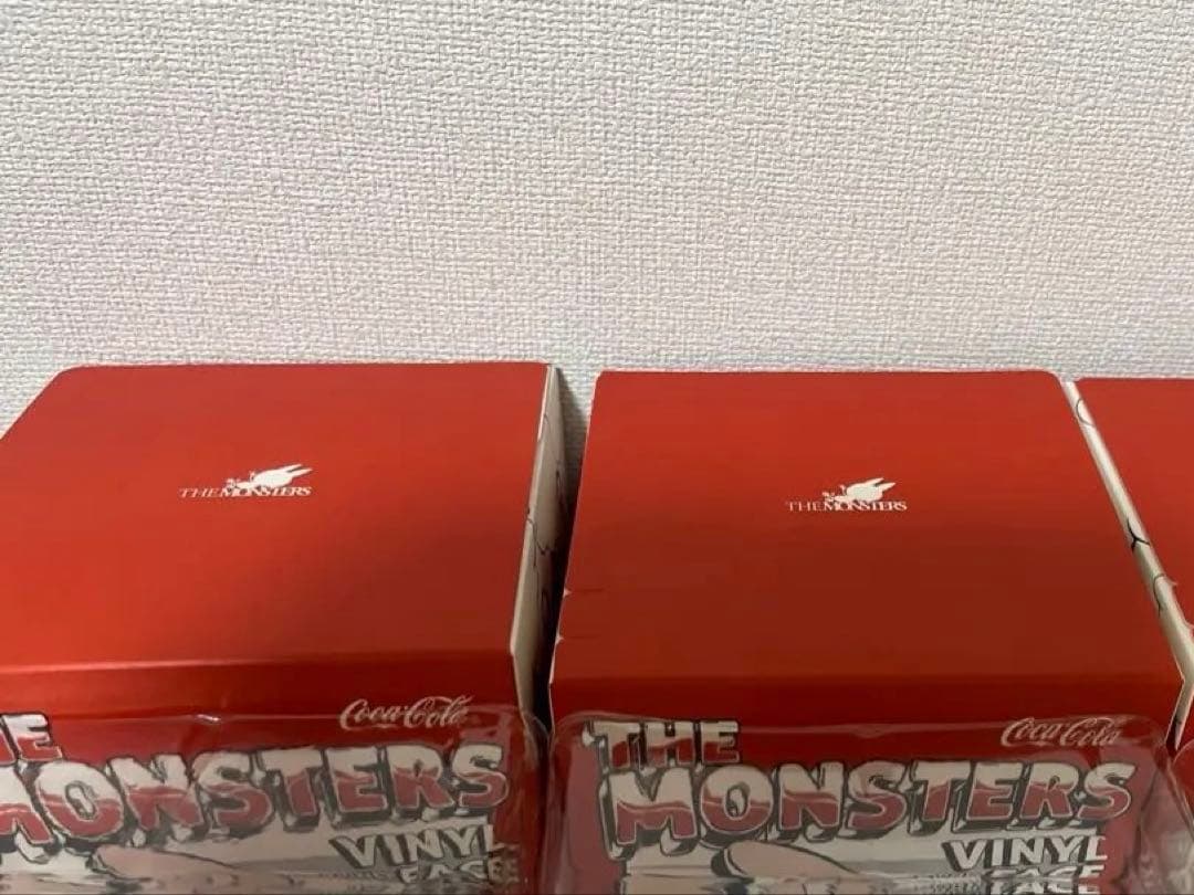 新品未使用 Labubu ラブブ　コーラ Happy Factor 缶　2個