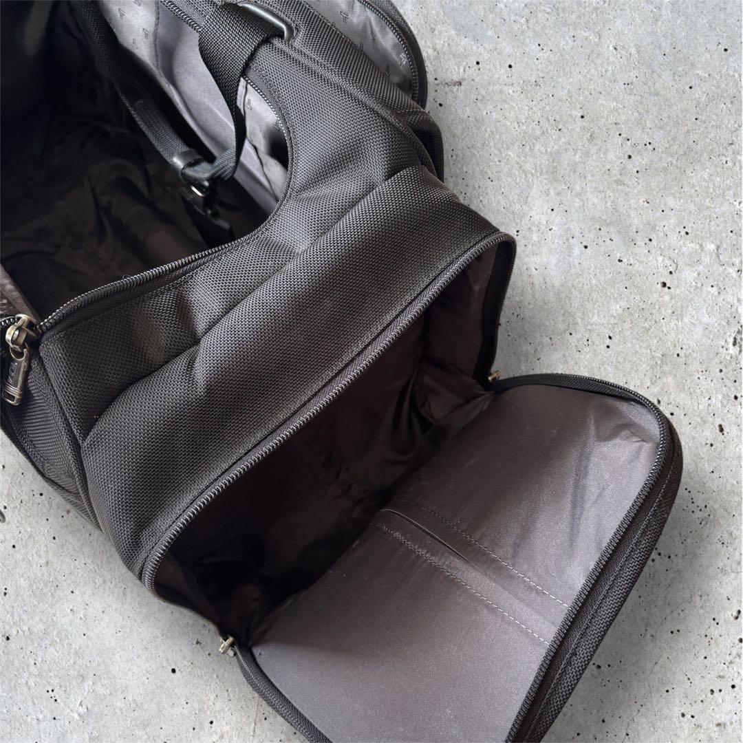 TUMI トゥミ ミディアム ウィールド ダッフルキャリーケース　キャリーケース