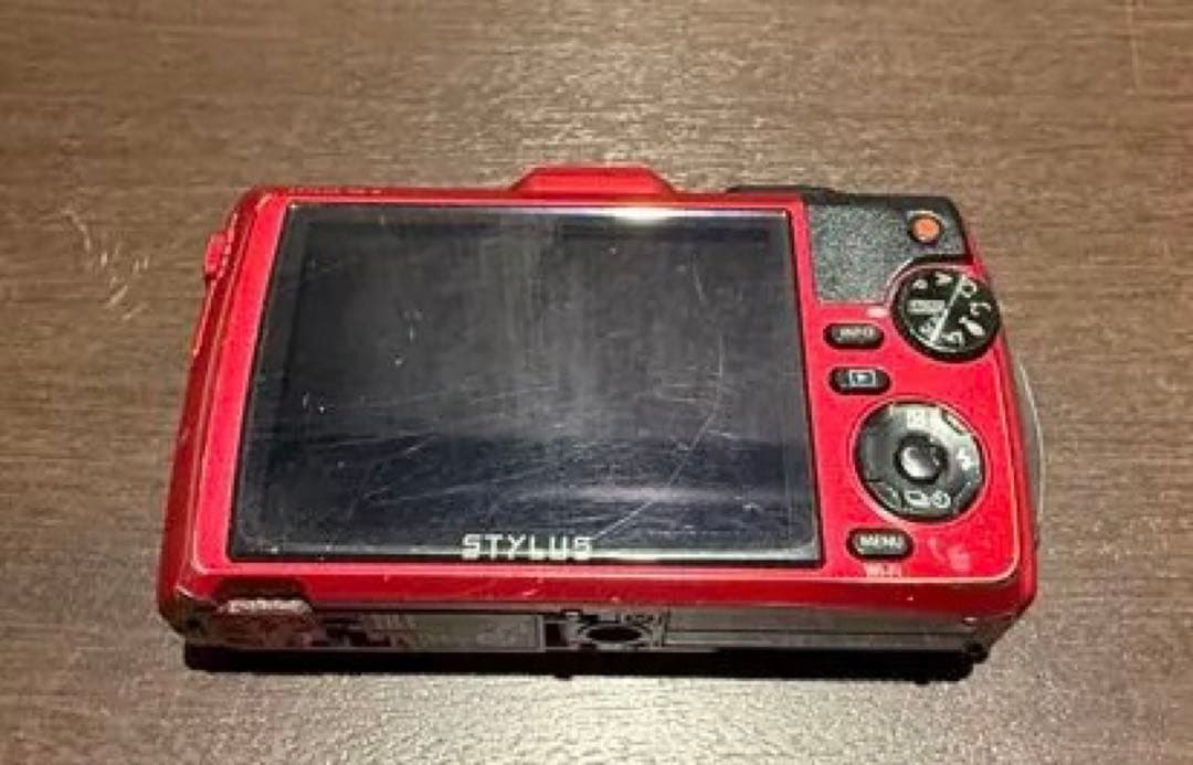 OLYMPUS STYLUS TG-4 レッド【中古品】