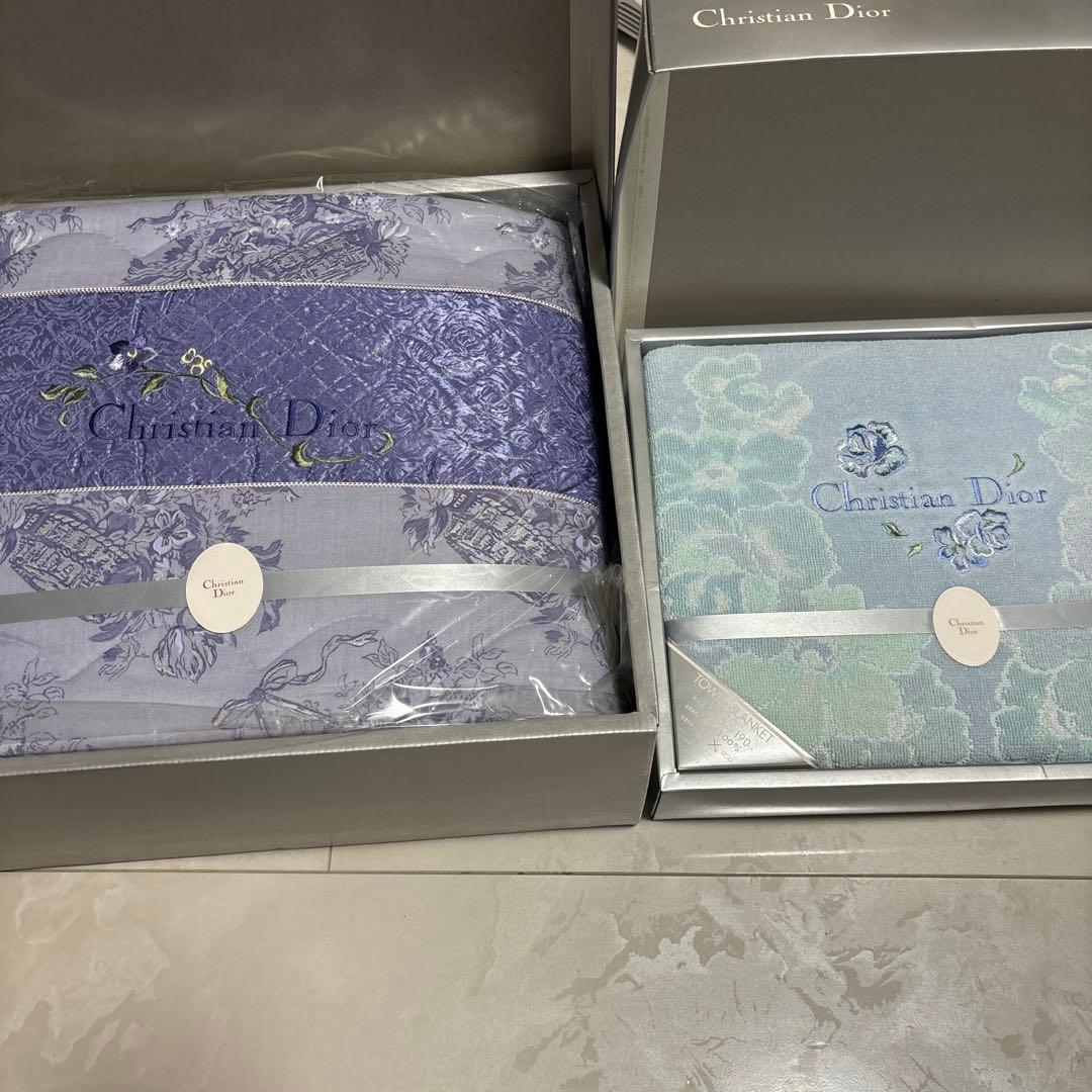 クリスチャンディオール　DIOR