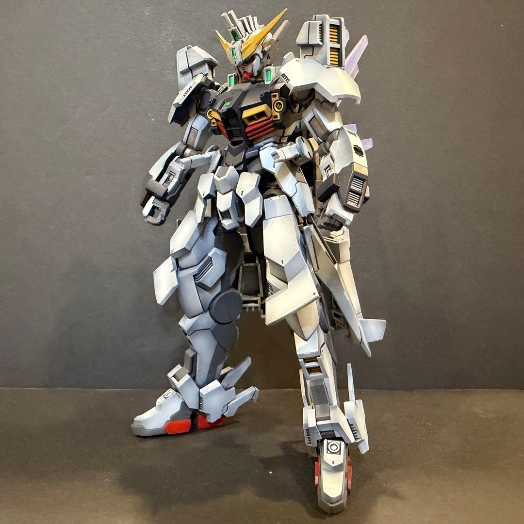 HG 1/144ガンダムジリウス 塗装済 完成品