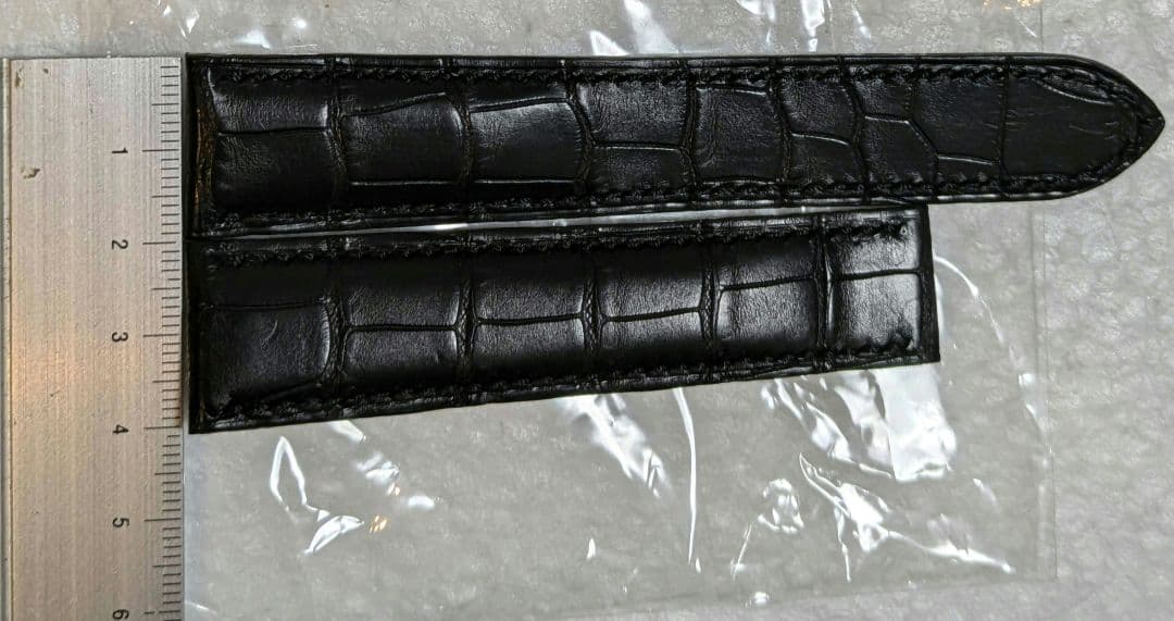 新品未使用　カルティエ　COUSU MAIN　dバックル用 ベルト20mm