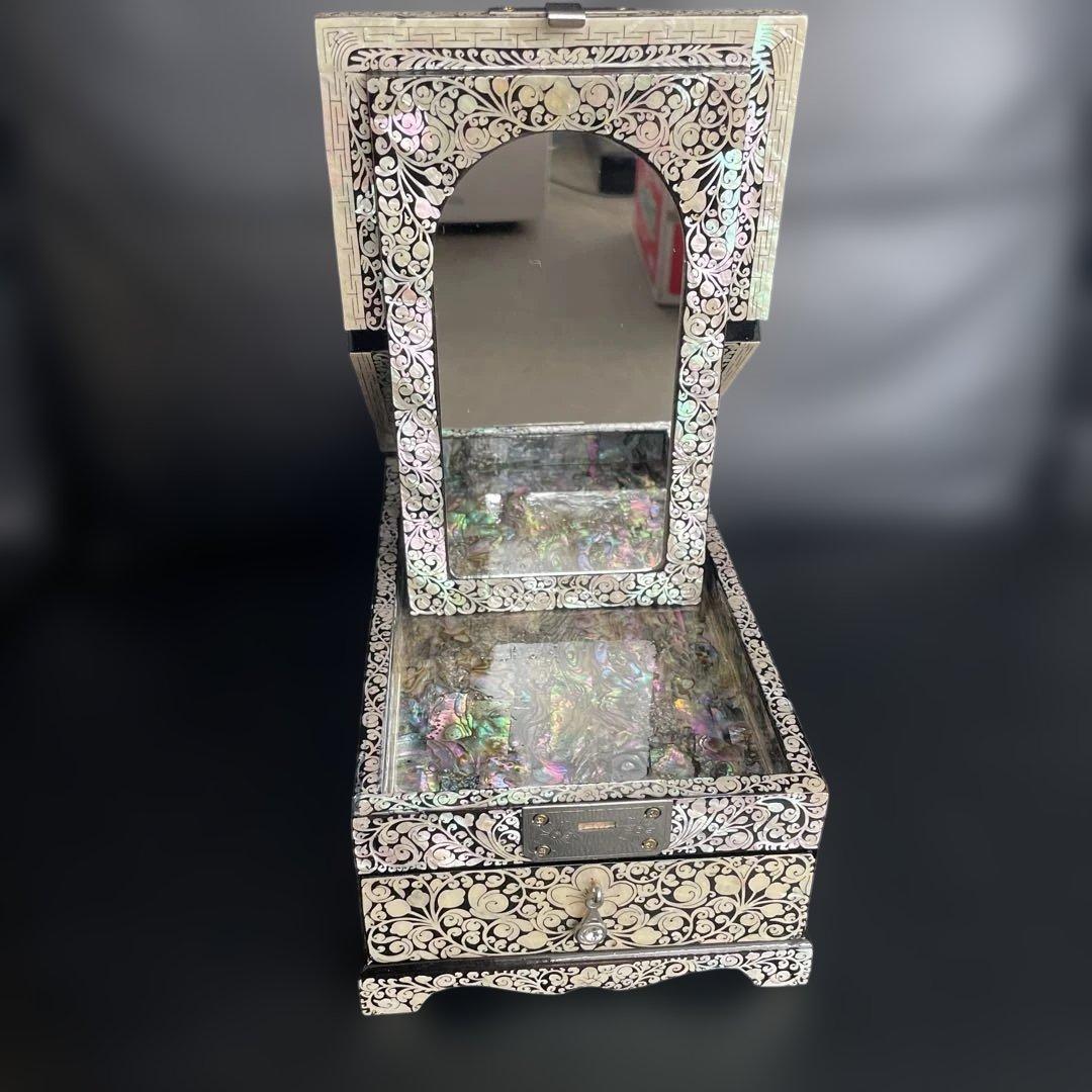 美品未使用近い　螺鈿細工　　ジュエリーボックス 宝石箱　アクセサリー箱