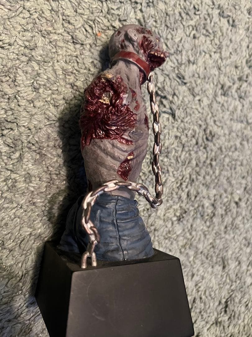 ウォーキングデッド　フィギュア貯金箱　未使用品