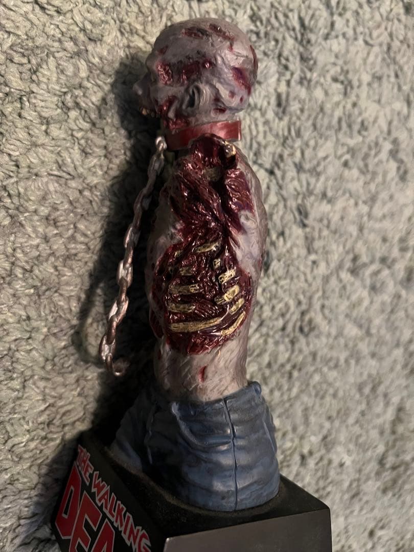 ウォーキングデッド　フィギュア貯金箱　未使用品