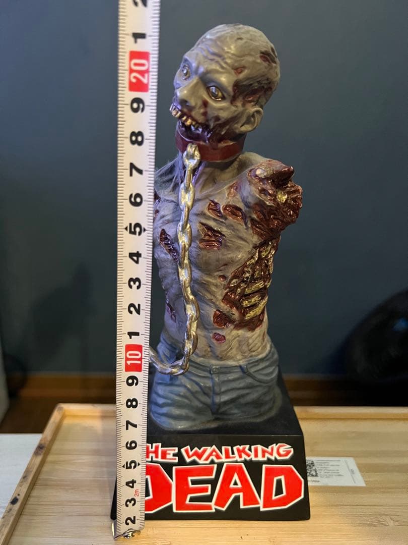 ウォーキングデッド　フィギュア貯金箱　未使用品