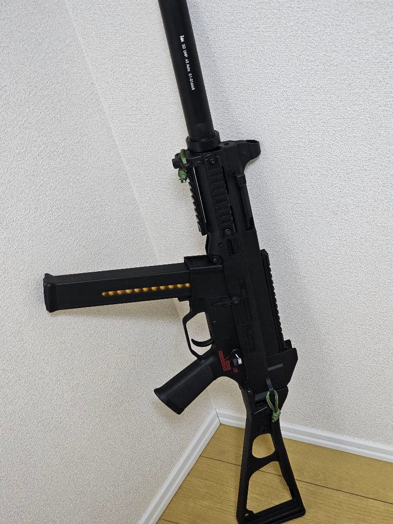 東京マルイ ARES UMP45　新品バッテリー付き