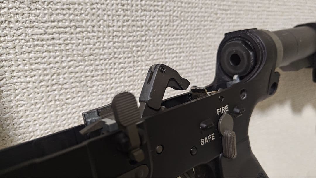 ウエスタンアームズ SR-15 URX 3 ガスガン M4 エアガン 東京マルイ