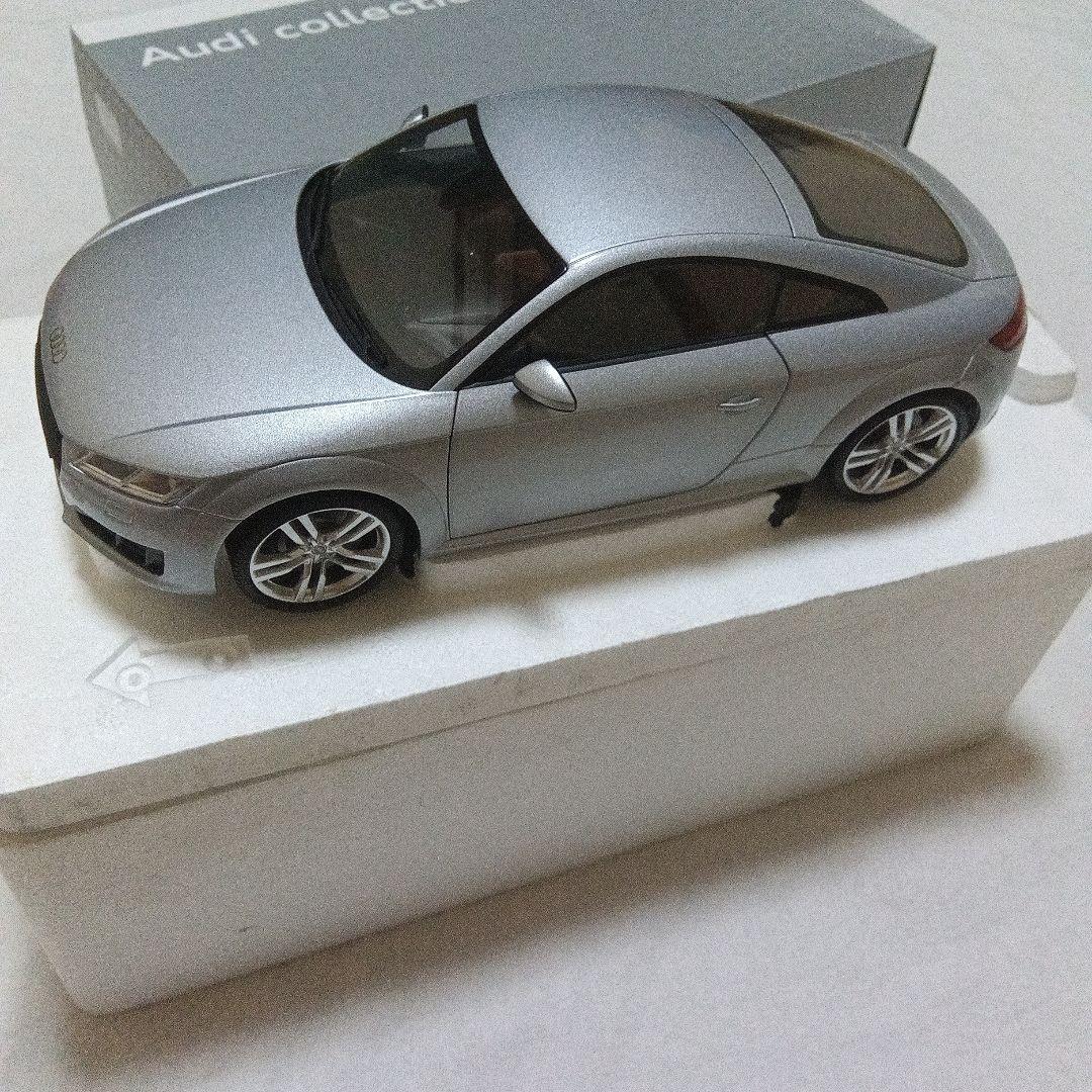 ミニチャンプス 1/18 Audi TT クーペ