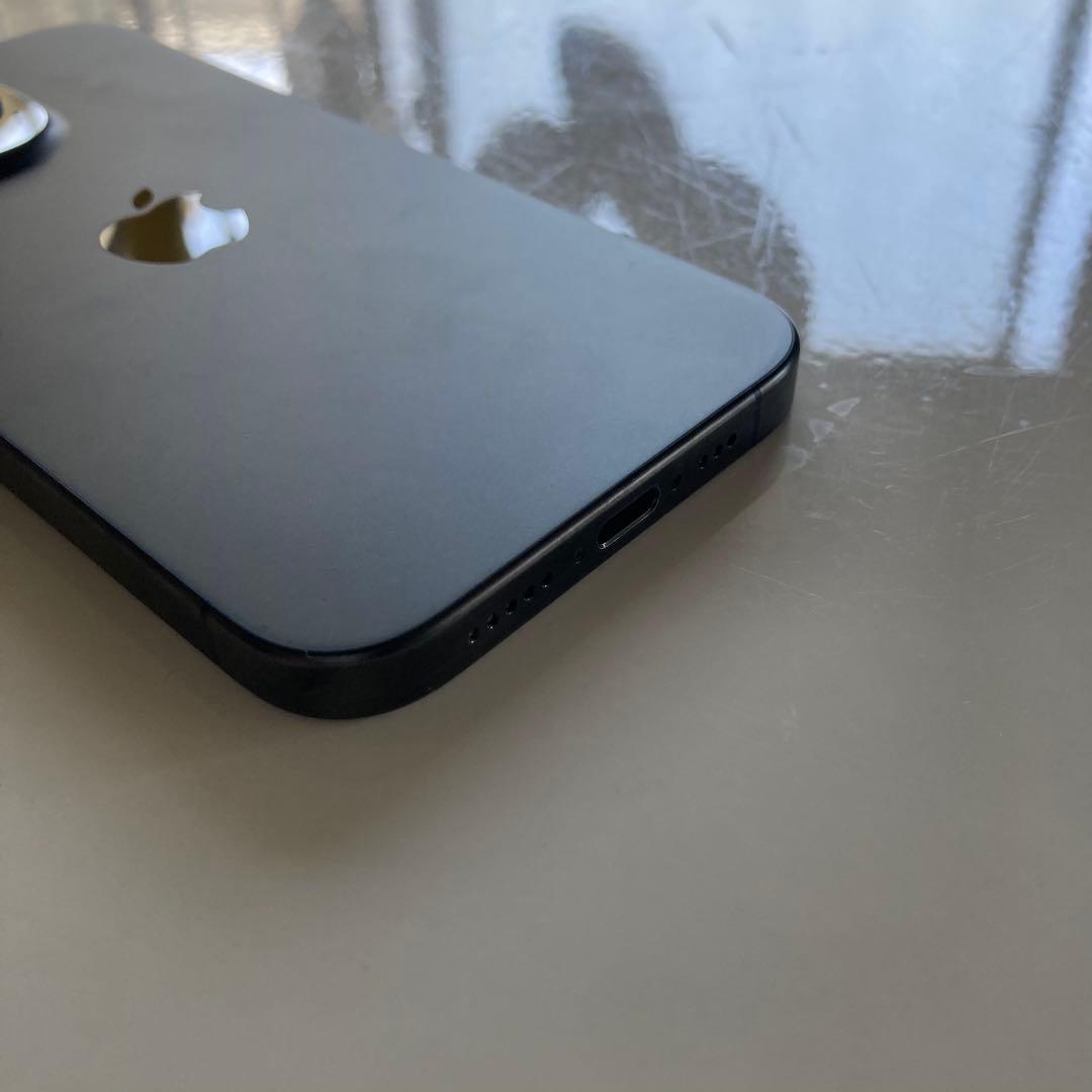 ジャンク iPhone 15 Pro 256GBブラックチタニウム