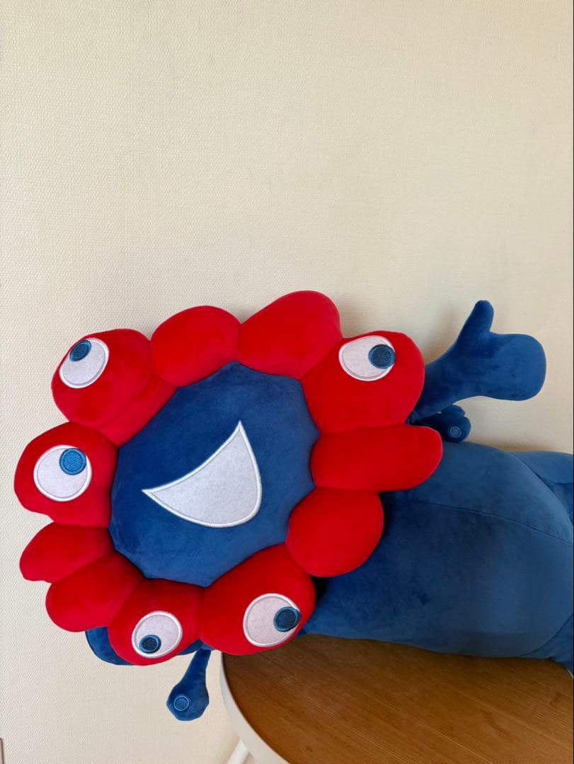 ミャクミャク くじ 1等 ぬいぐるみ 万博会場限定