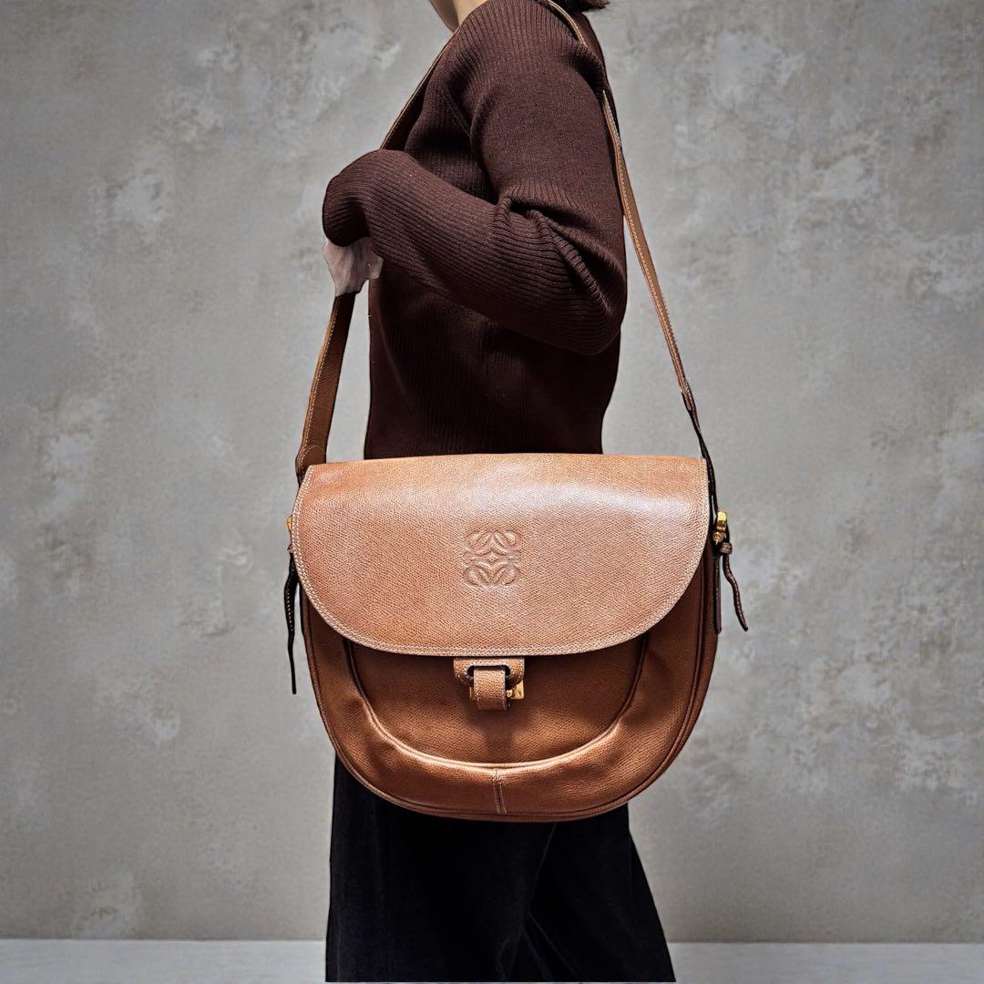 美品✨LOEWE ロエベ　アナグラム　ショルダーバッグ　ヴィンテージ