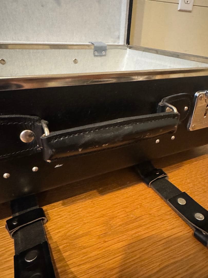 グローブトロッター センテナリー キャリーオン鍵2本保証書有り