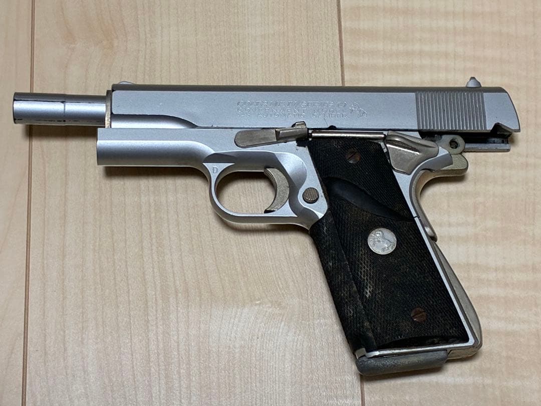 MGC COLT GOVERNMENT シリーズ70 ABSシルバー モデルガン