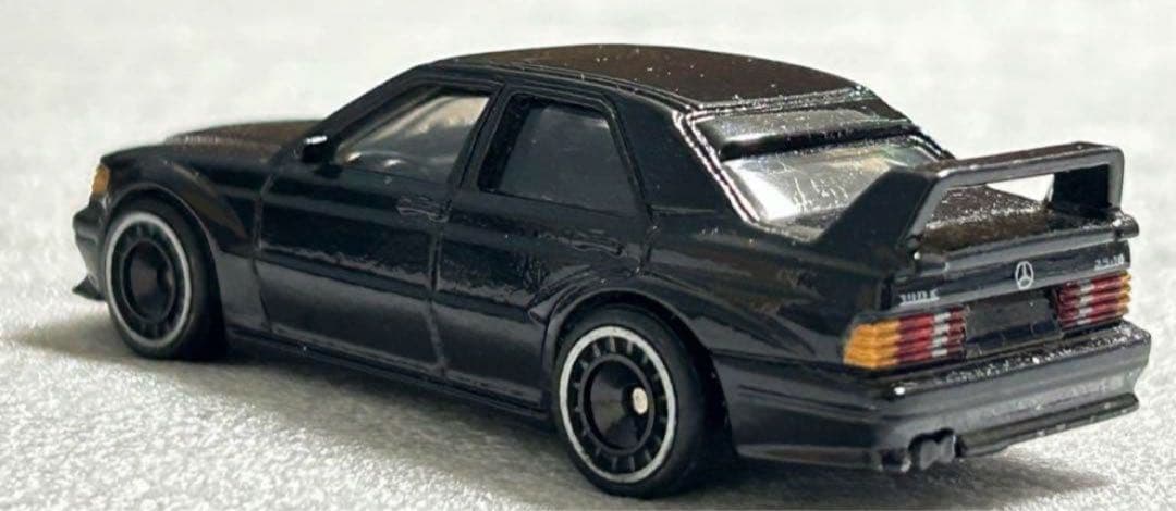 ホットウィール メルセデス ベンツ 190E 2台セット