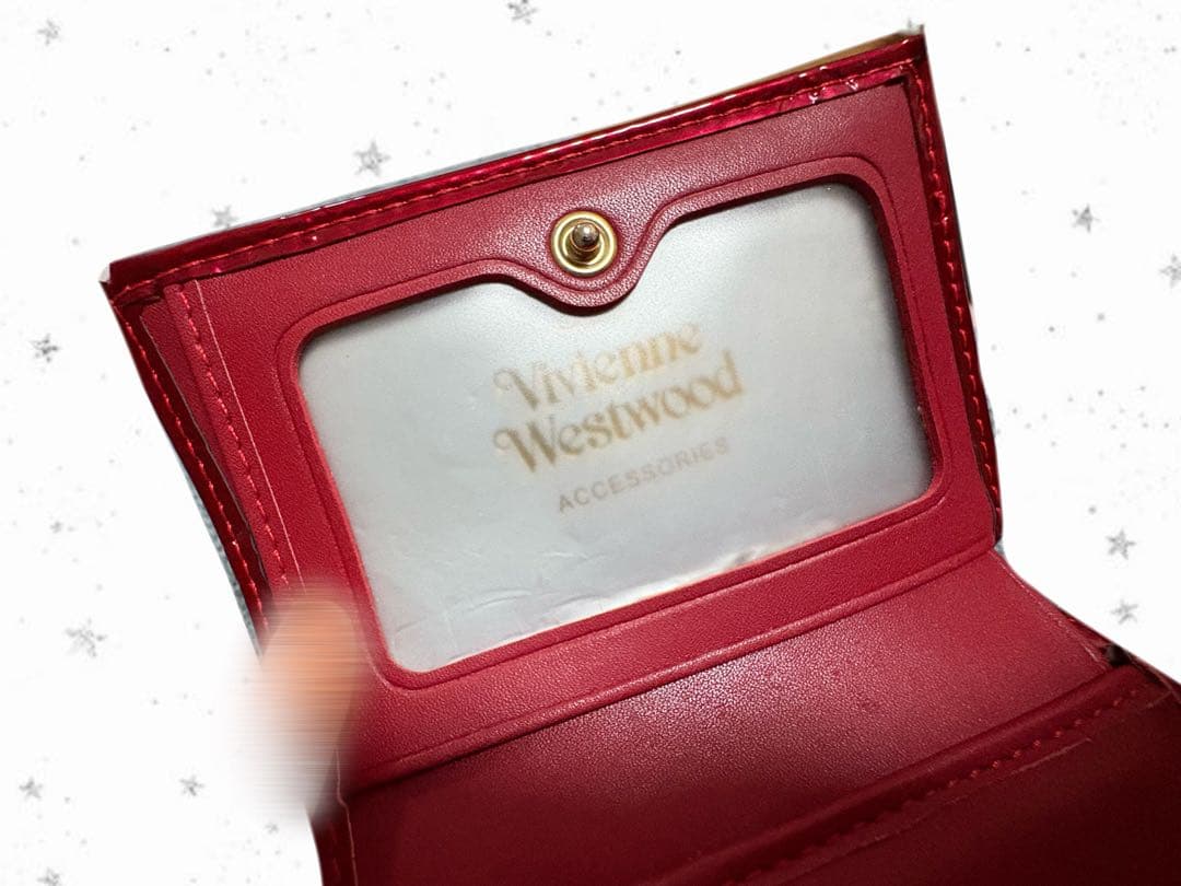 VivienneWestwood ヴィヴィアンウエストウッドエナメル三つ折り財布