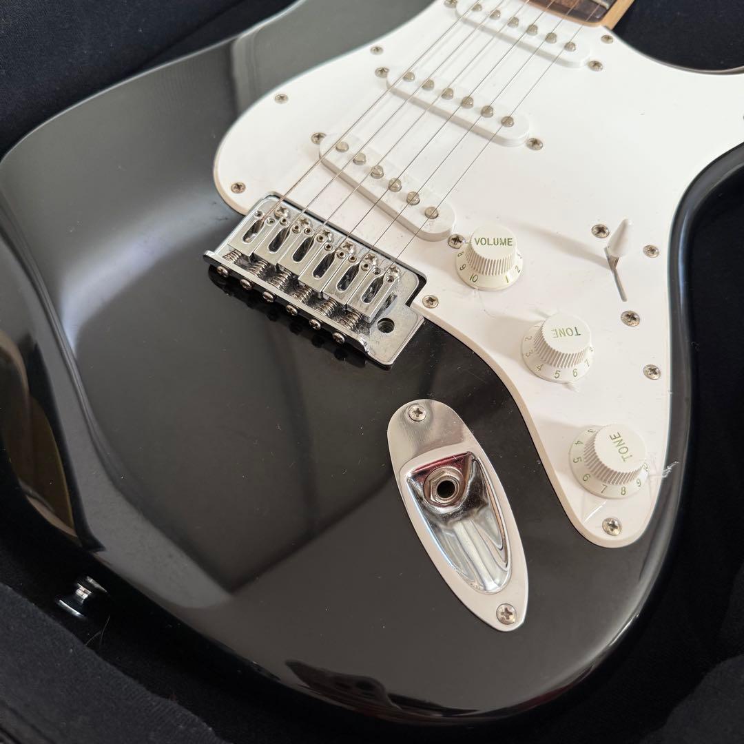 Squier スクワイア エレキギター ストラトキャスター ブラック