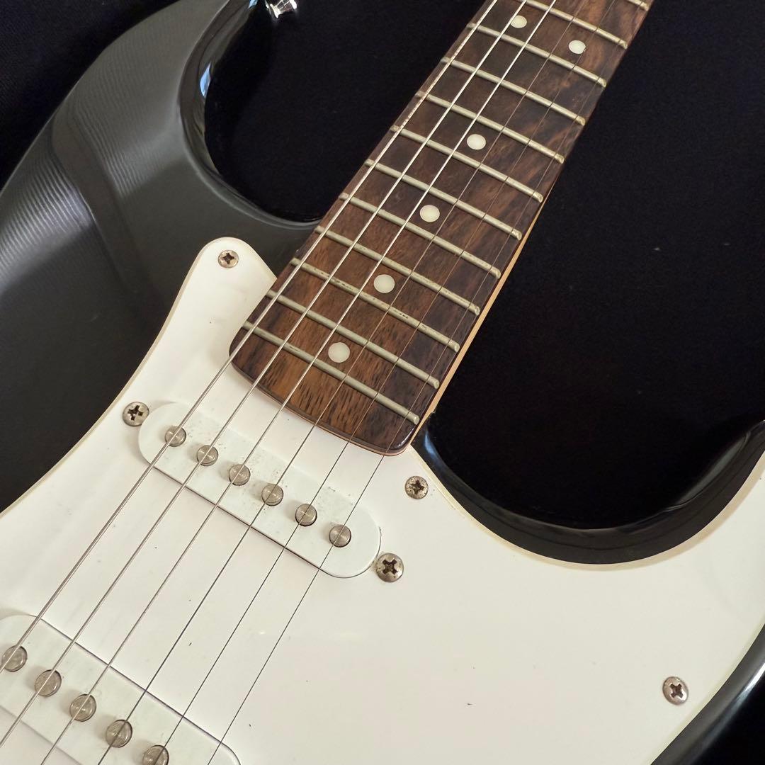 Squier スクワイア エレキギター ストラトキャスター ブラック