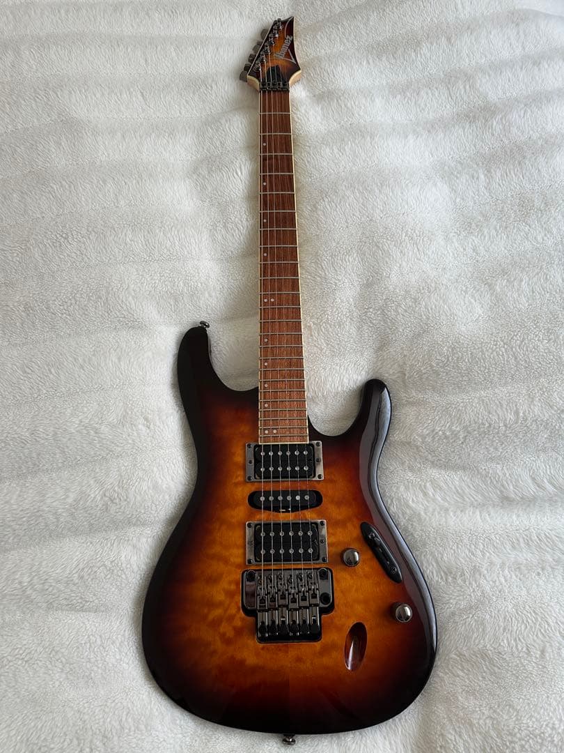 [美品] Ibanez S670QM DEB