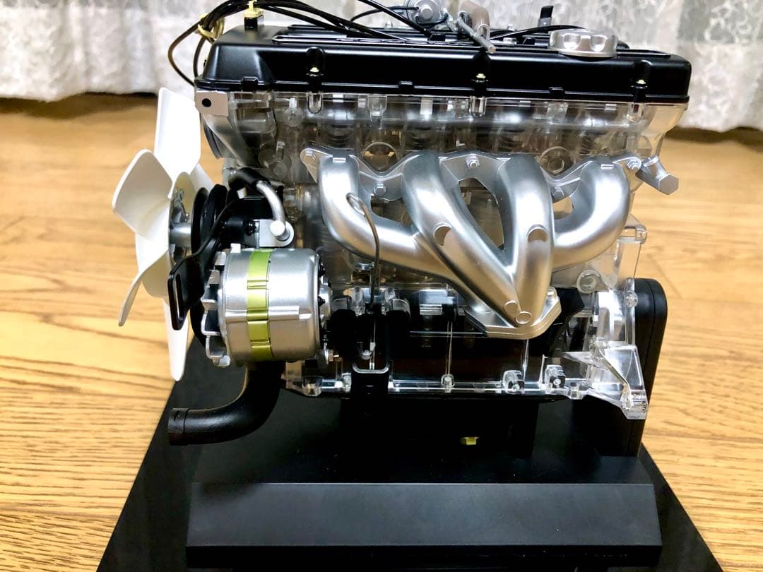 【アシェット】トヨタセリカLB2000GT 1/4スケール18R-G型エンジン