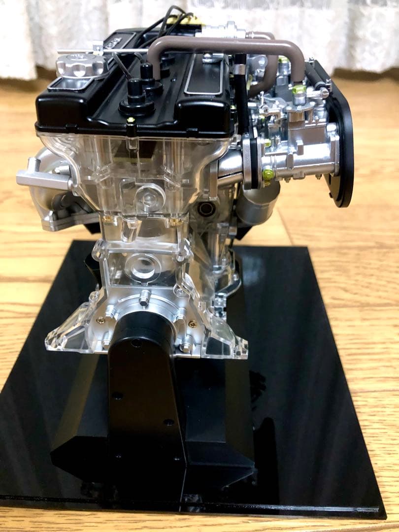 【アシェット】トヨタセリカLB2000GT 1/4スケール18R-G型エンジン