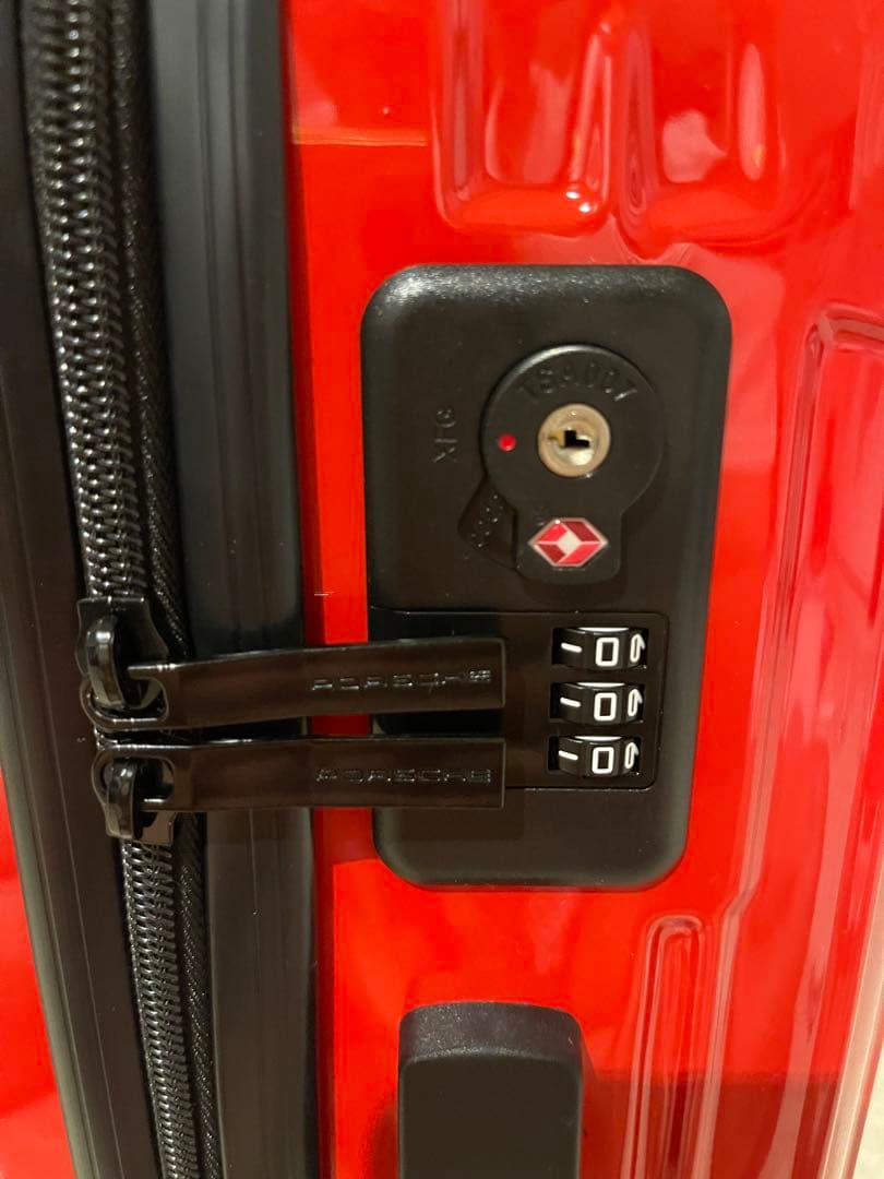 新品未使用★ポルシェ　porches スーツケース　赤★機内持ち込みサイズ