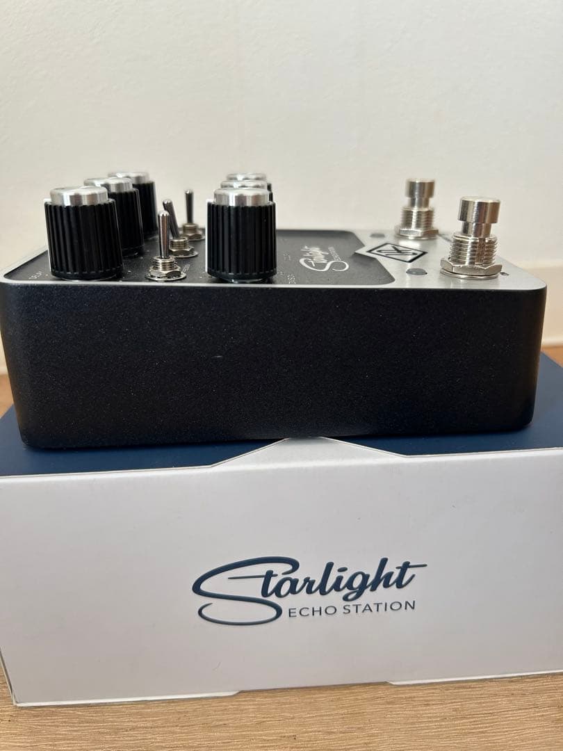 UAFX Starlight echo station ギターエフェクター