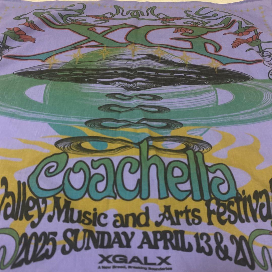 XG coachella Tシャツ　バンダナ　コーチェラ　M 新品　未使用