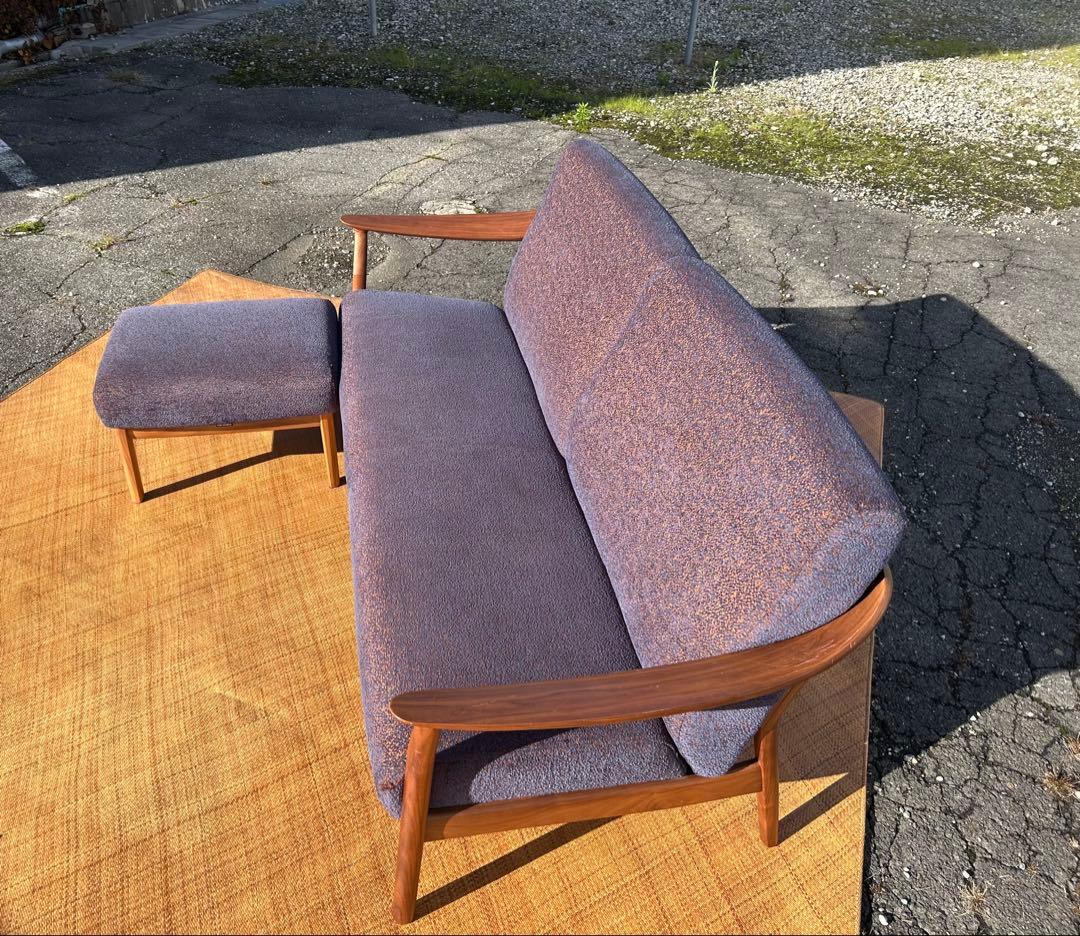 karimoku/カリモク スツール　オットマン ネイビー