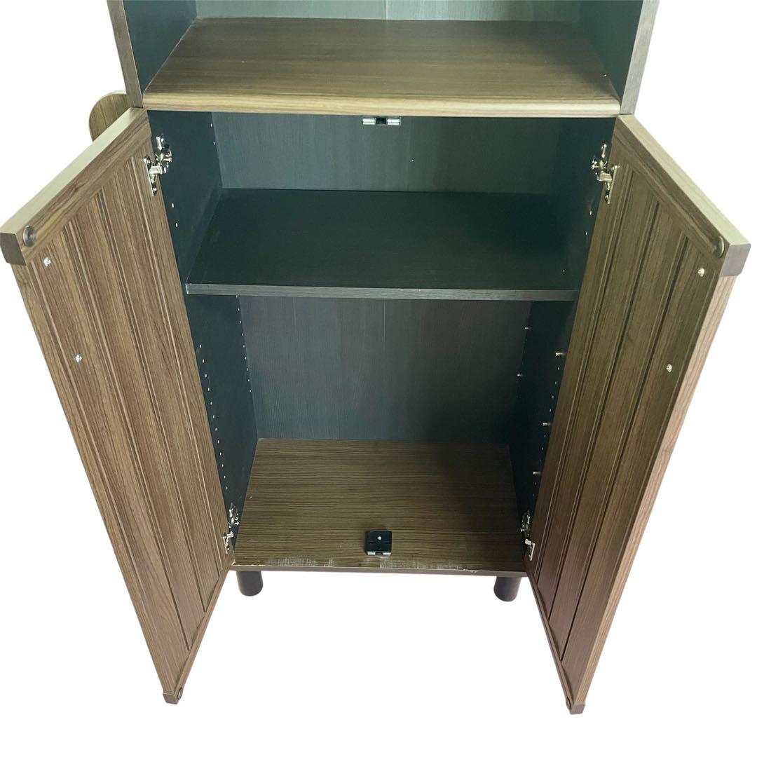 スリット入りシューズボックス スリッパラック付き