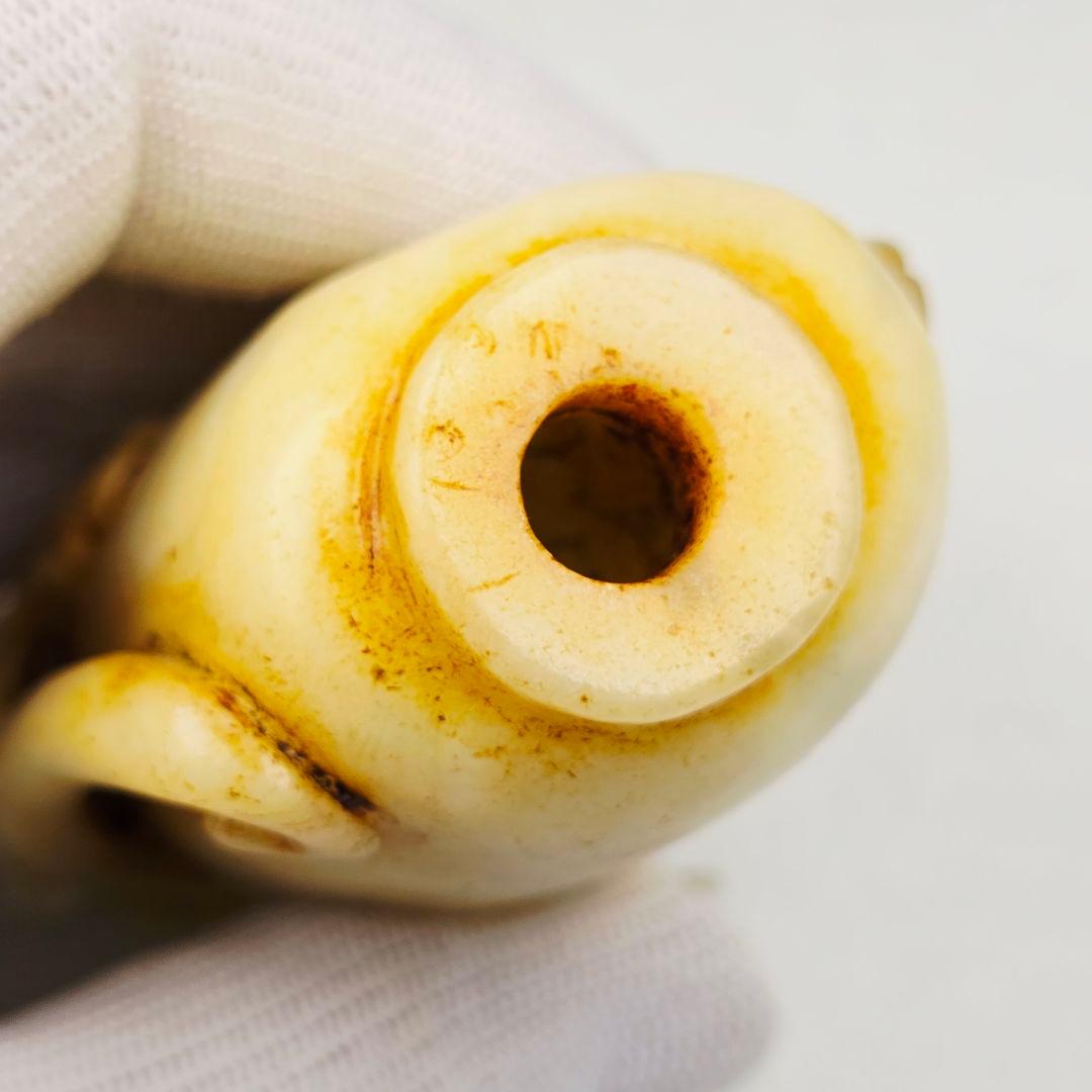 貴重 本物和田白玉 土沁 手彫 梅紋 清代 大型 鼻煙壺 薬瓶 置物 美品