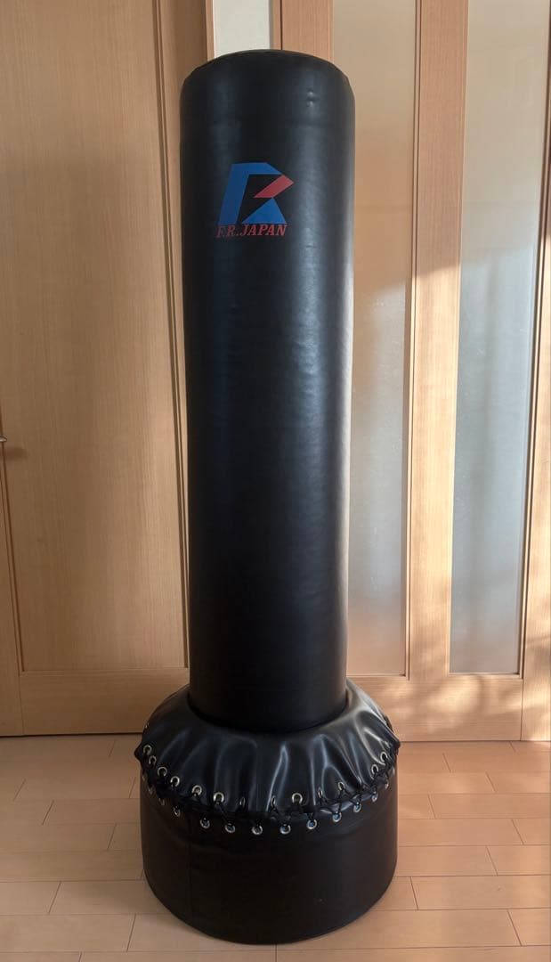 サンドバッグ　自立タイプ