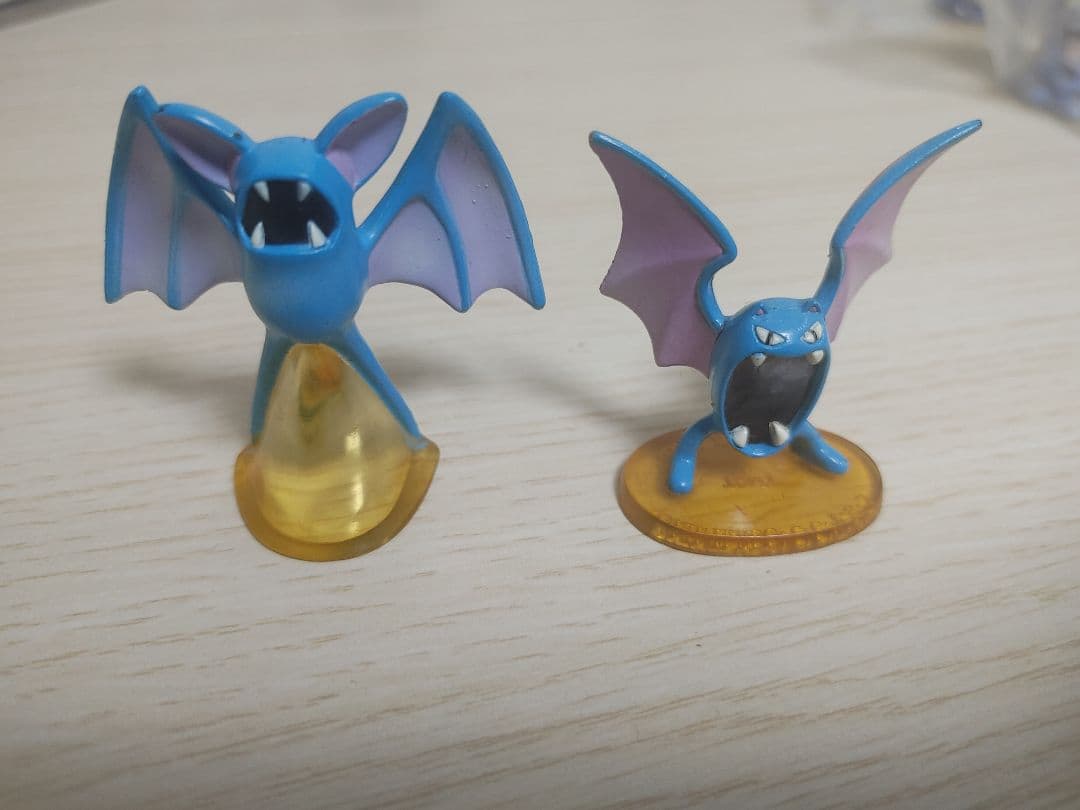 ポケモン　モンコレ　ゴルバット　ズバット