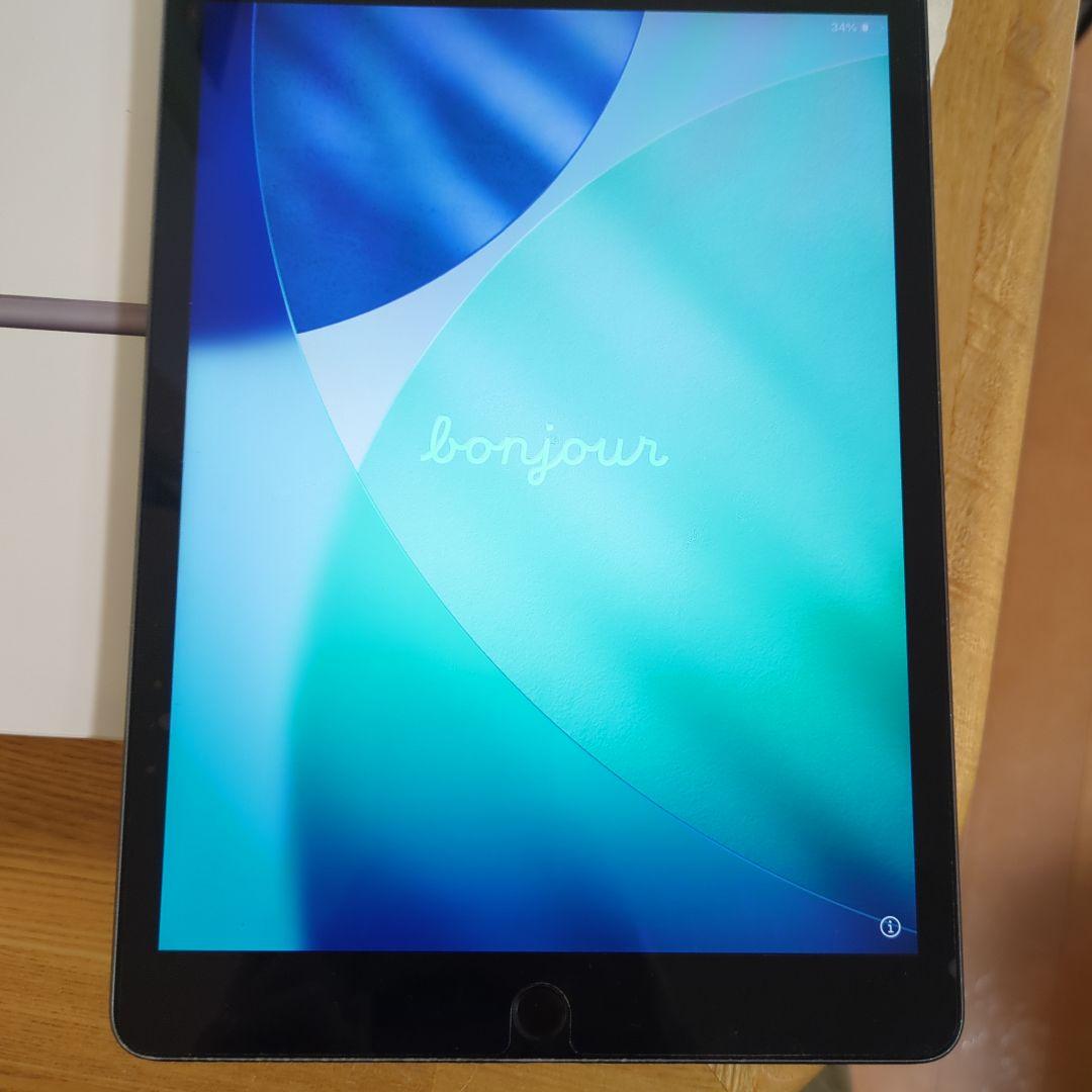 iPad　第8世代　３２ＧB　初期化済み