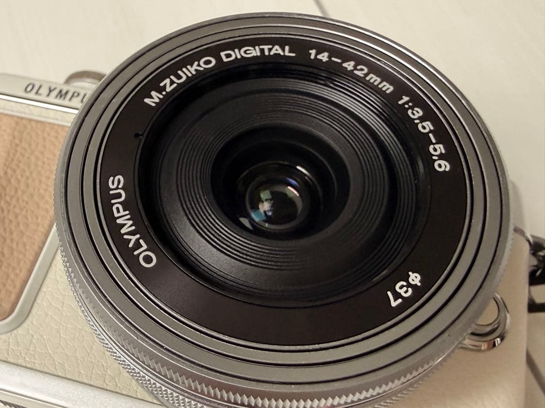 OLYMPUS PEN Lite E-PL7 ダブルズームキット+アクセサリ複数