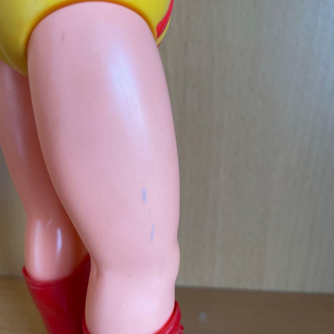 ソフビ　レスラー フィギュア