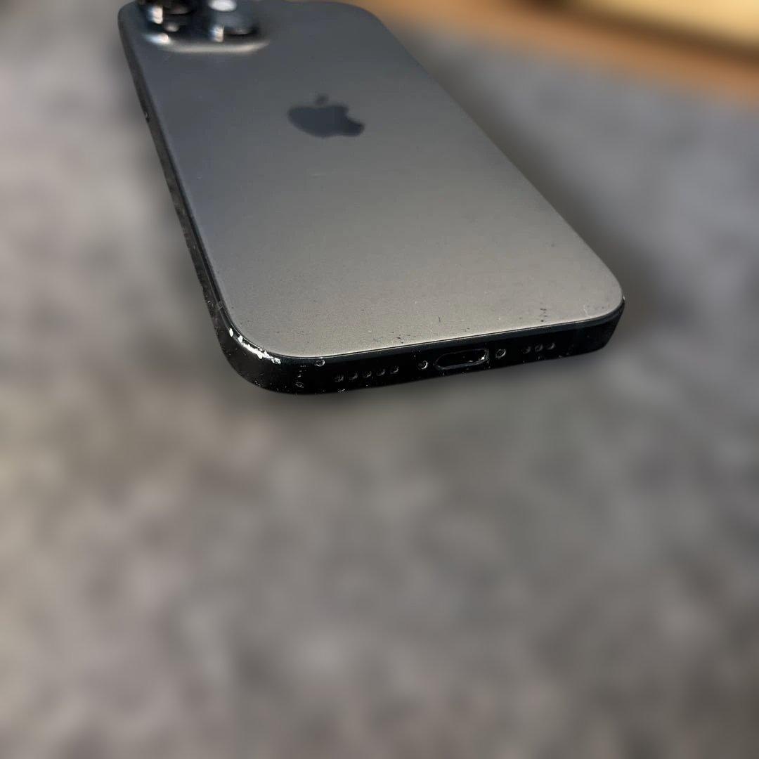 iPhone 15 256GB スペースグレイ